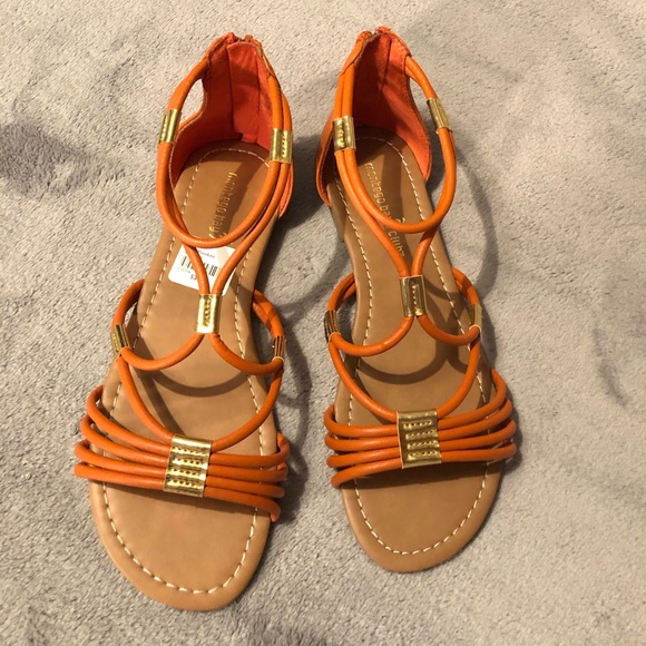 Montego Bay Club Sandals - Picture 3 of 3